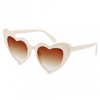 Gafas corazón para invitadas boda